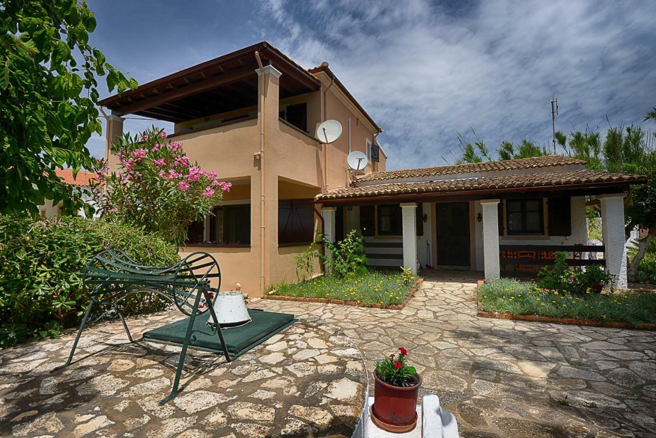 Villa Sofia Agios Georgios  Exteriör bild